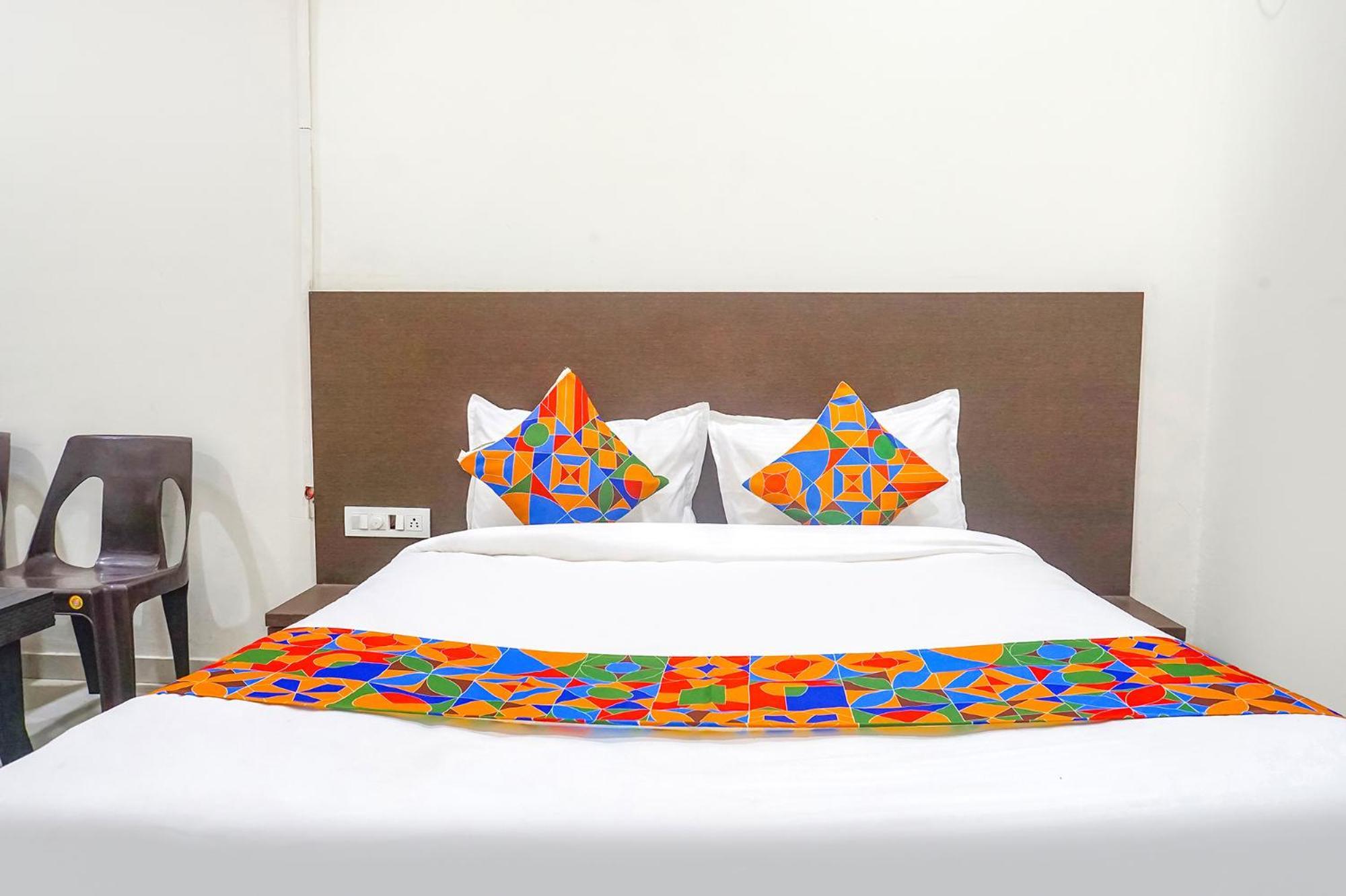 Fabhotel Om Sai - Nr Nashik Railway Station Екстериор снимка