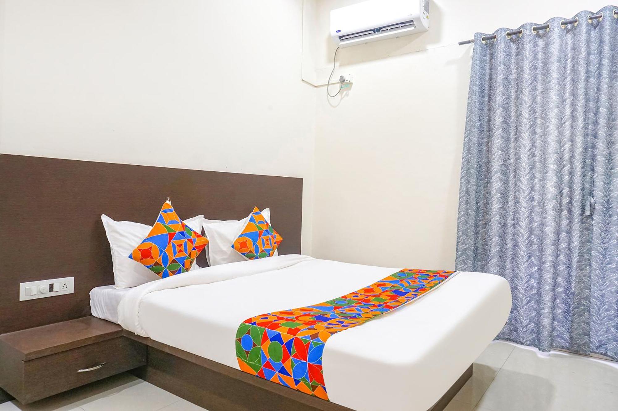 Fabhotel Om Sai - Nr Nashik Railway Station Екстериор снимка